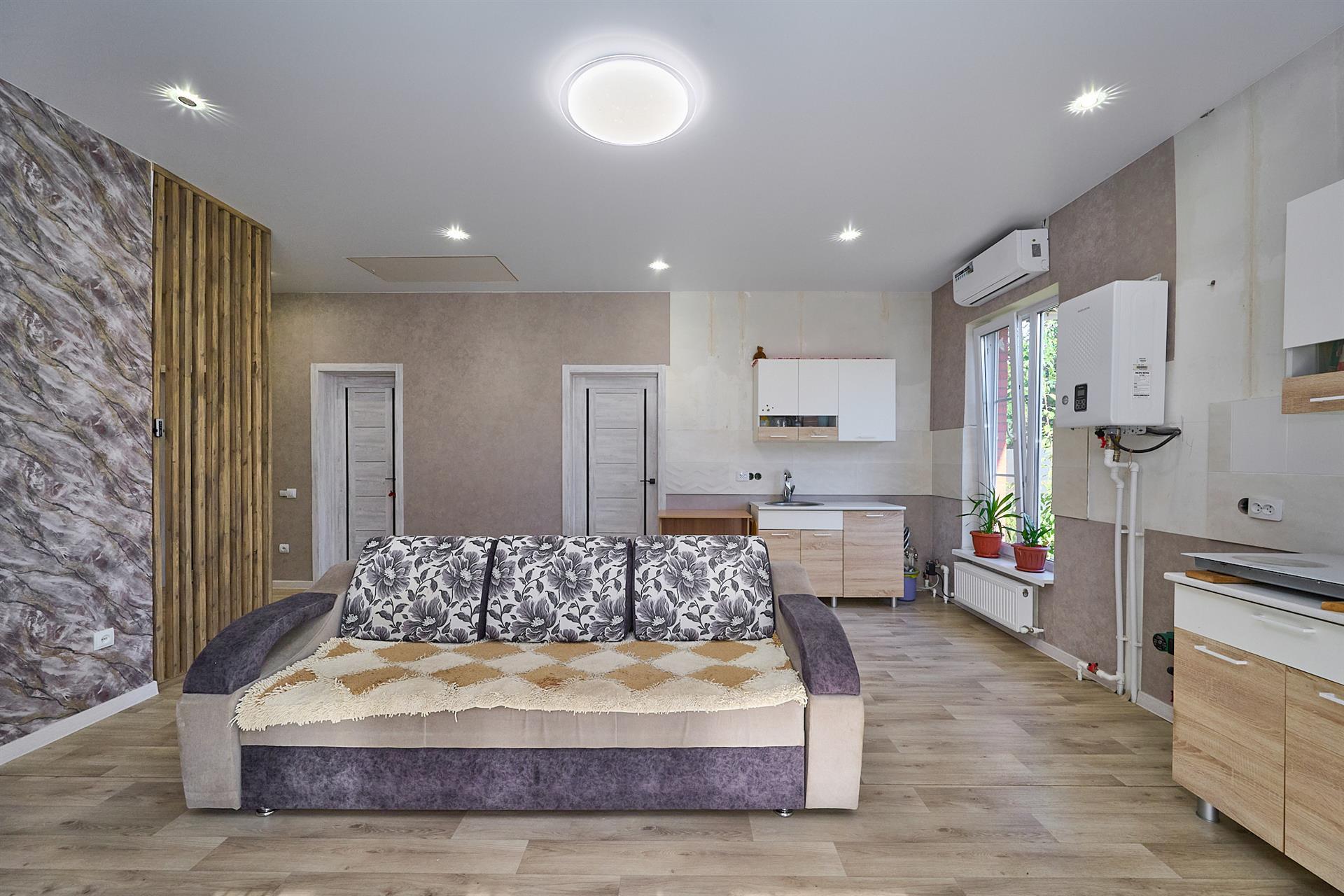 Фото №11: Дом 97 м² + 3.3 сот. - Берёзовый, мкр. Прикубанский внутригородской округ, ул. Светлая, 21