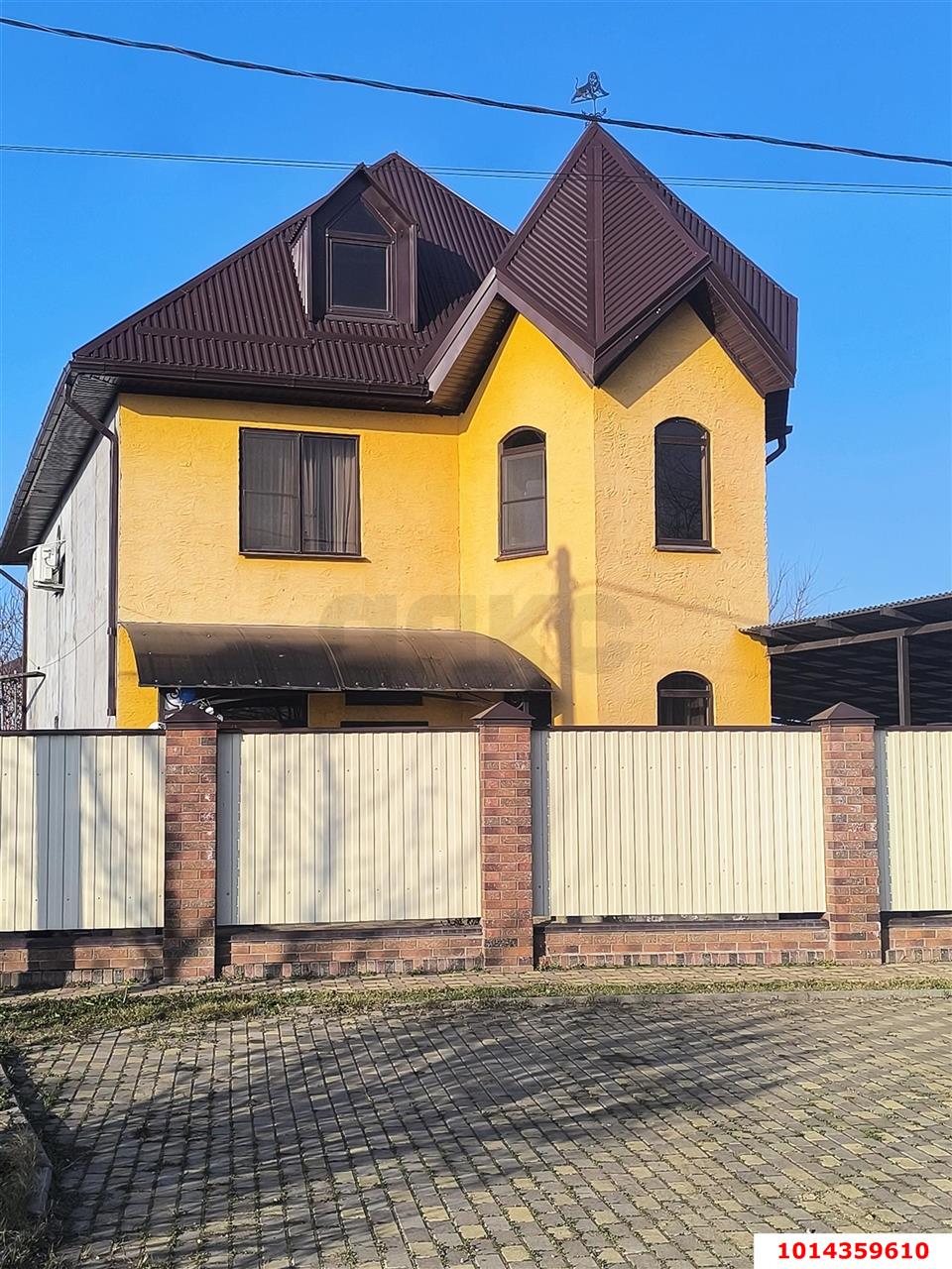 Фото №1: Дом 211 м² + 5 сот. - Васюринская, ул. Луначарского, 199