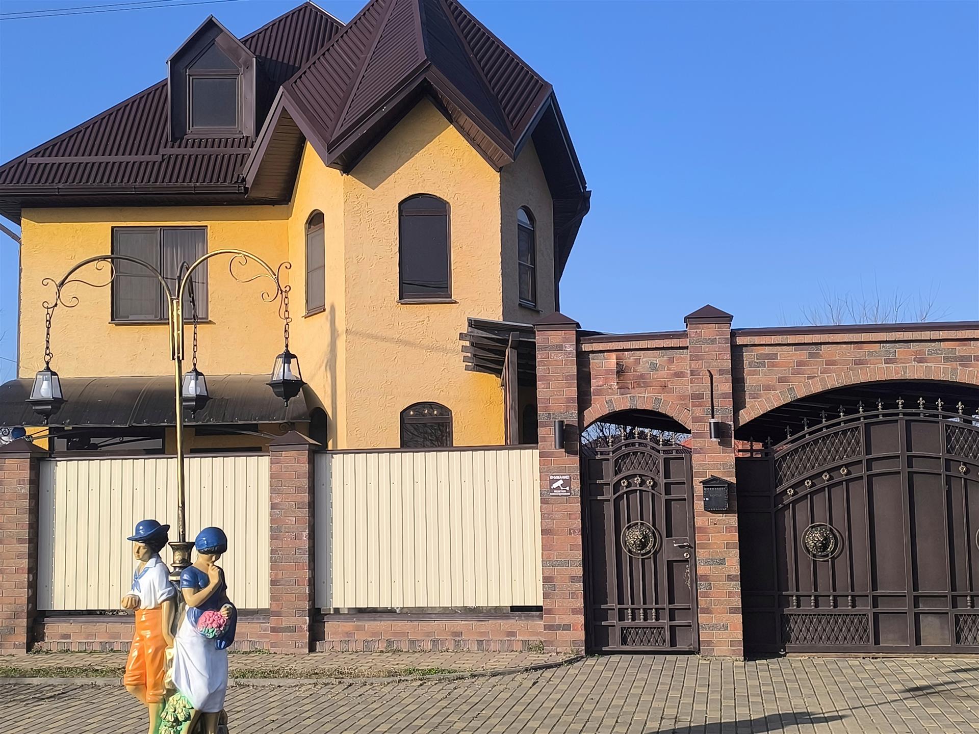 Фото №4: Дом 211 м² + 5 сот. - Васюринская, ул. Луначарского, 199