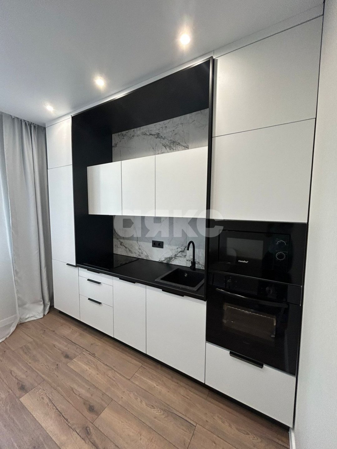 Фото №4: 1-комнатная квартира 36 м² - Ростов-на-Дону, жилой комплекс Скай Парк, ул. Нансена, 83