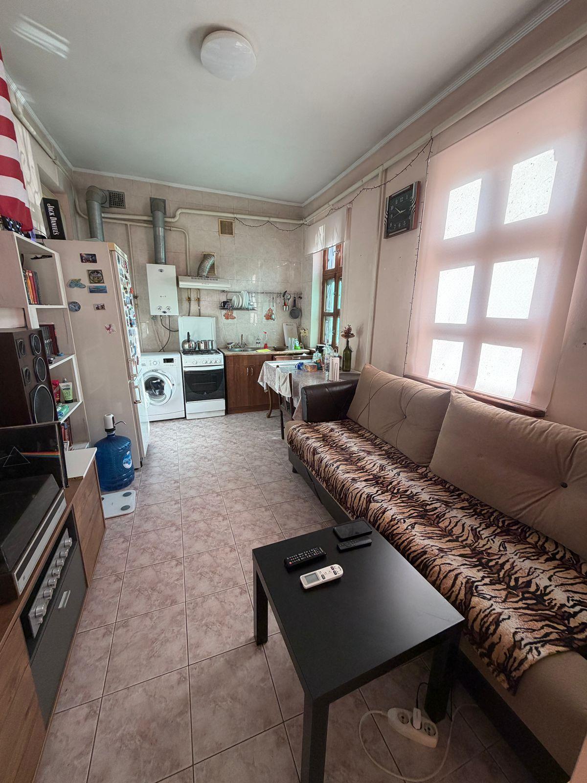 Фото №8: 2-комнатная квартира 35 м² - Краснодар, Центральный внутригородской округ, мкр. Центральный, ул. Ленина, 71