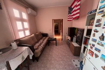 Фото №1: 2-комнатная квартира 35 м² - Краснодар, мкр. Центральный, ул. Ленина, 71