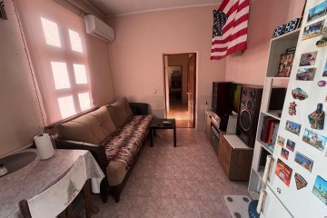 Фото №1: 2-комнатная квартира 35 м² - Краснодар, мкр. Центральный, ул. Ленина, 71