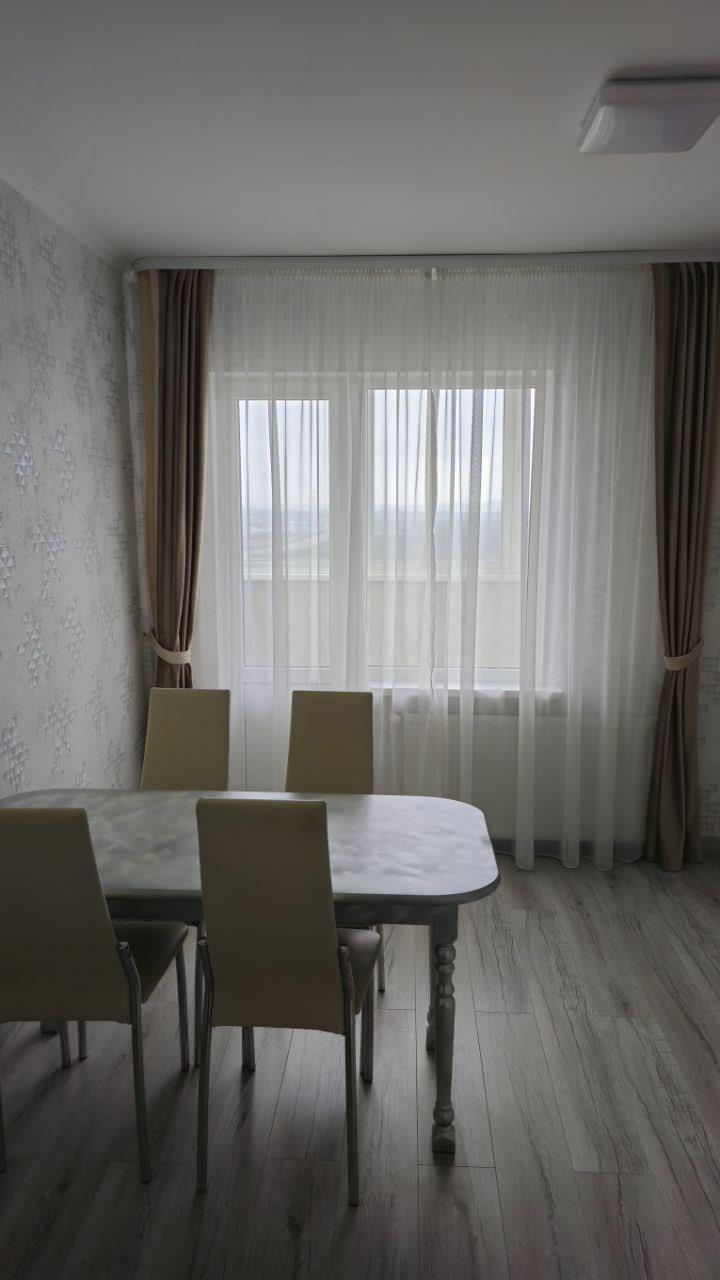 Фото №2: 1-комнатная квартира 44 м² - Краснодар, Карасунский внутригородской округ, мкр. Сосновый Бор, ул. имени Геннадия Казаджиева