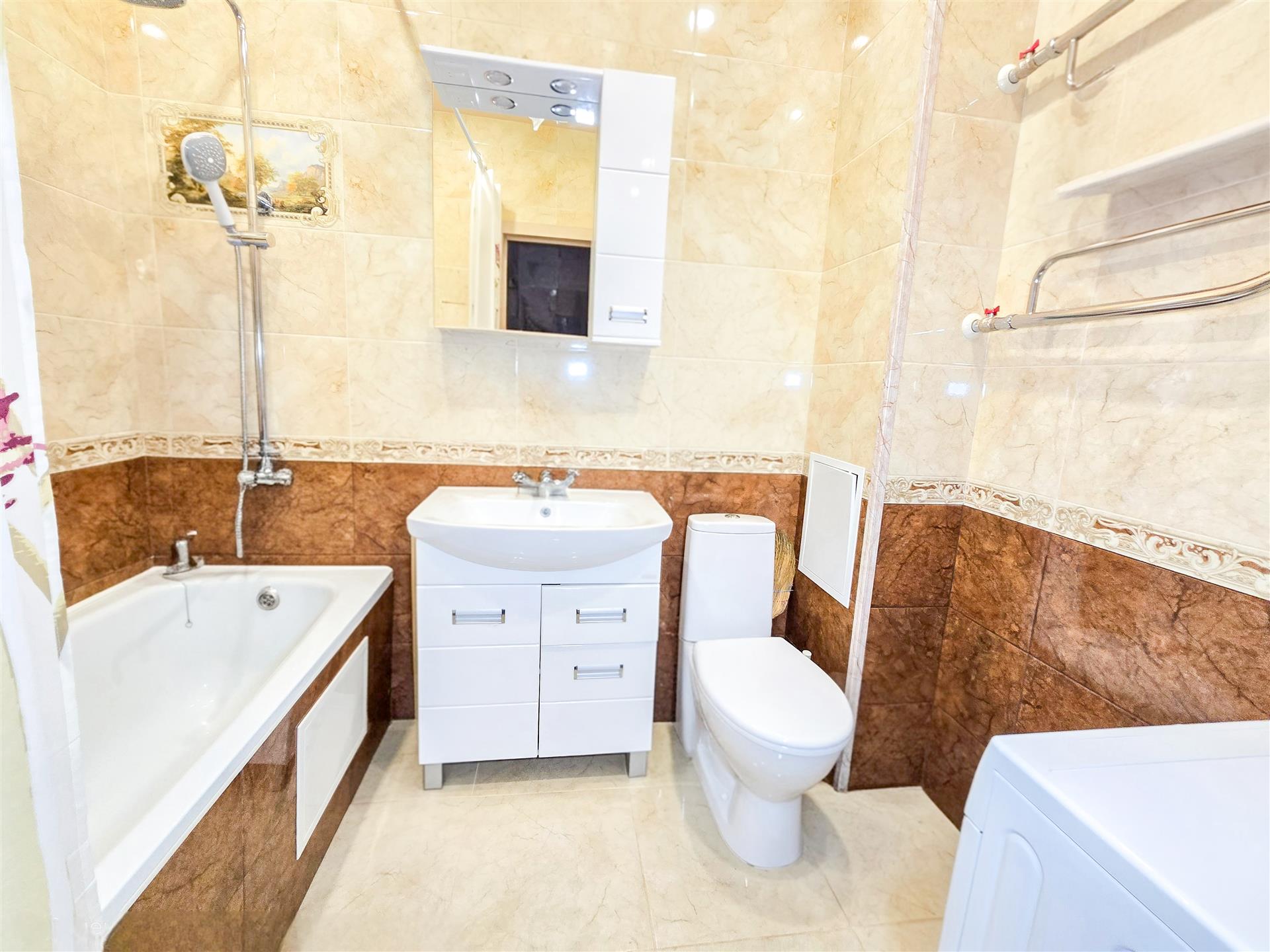 Фото №6: 1-комнатная квартира 43 м² - Краснодар, Прикубанский внутригородской округ, Музыкальный, мкр. Завод Радиоизмерительных Приборов, ул. имени С.В. Рахманинова, 32