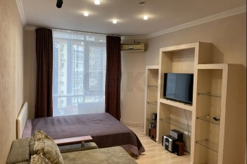 Фото №1: 1-комнатная квартира 378 м² - Краснодар, мкр. Солнечный, ул. Архитектора Ишунина, 6