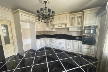 Фото №1: 3-комнатная квартира 114 м² - Краснодар, мкр. Западный внутригородской округ, ул. Бабушкина, 295