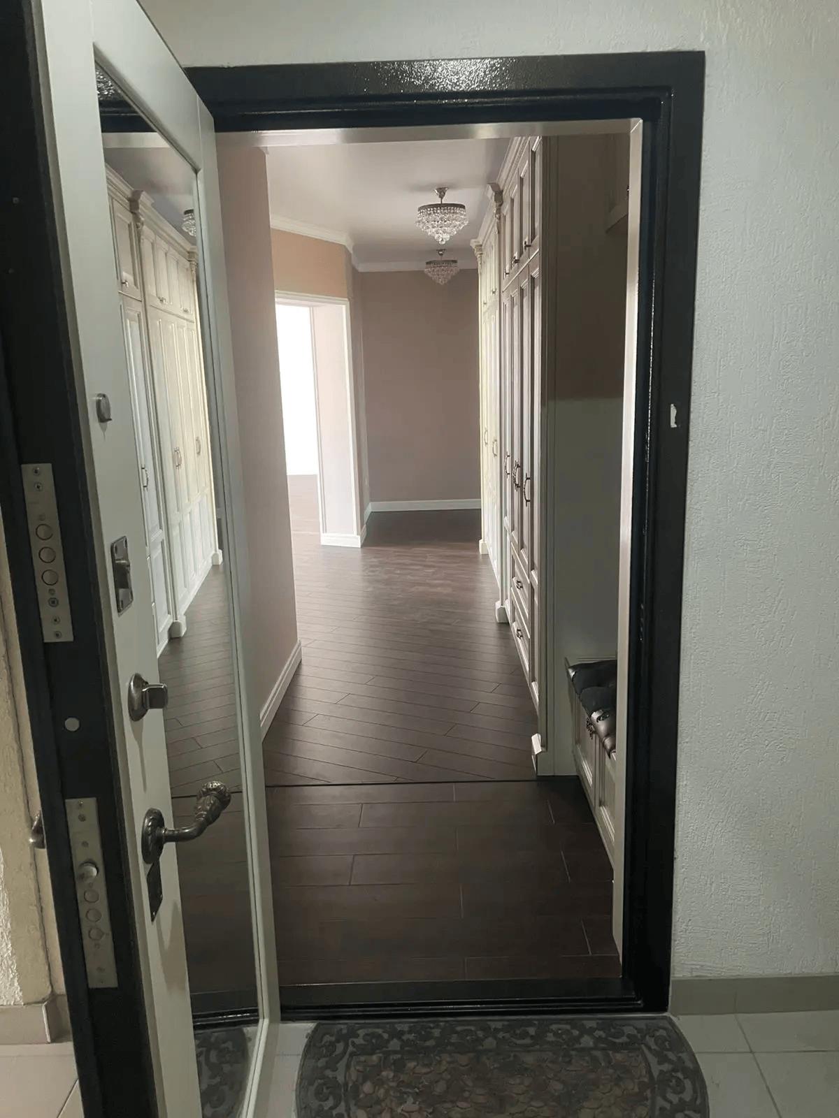 Фото №6: 3-комнатная квартира 114 м² - Краснодар, мкр. Западный внутригородской округ, ул. Бабушкина, 295