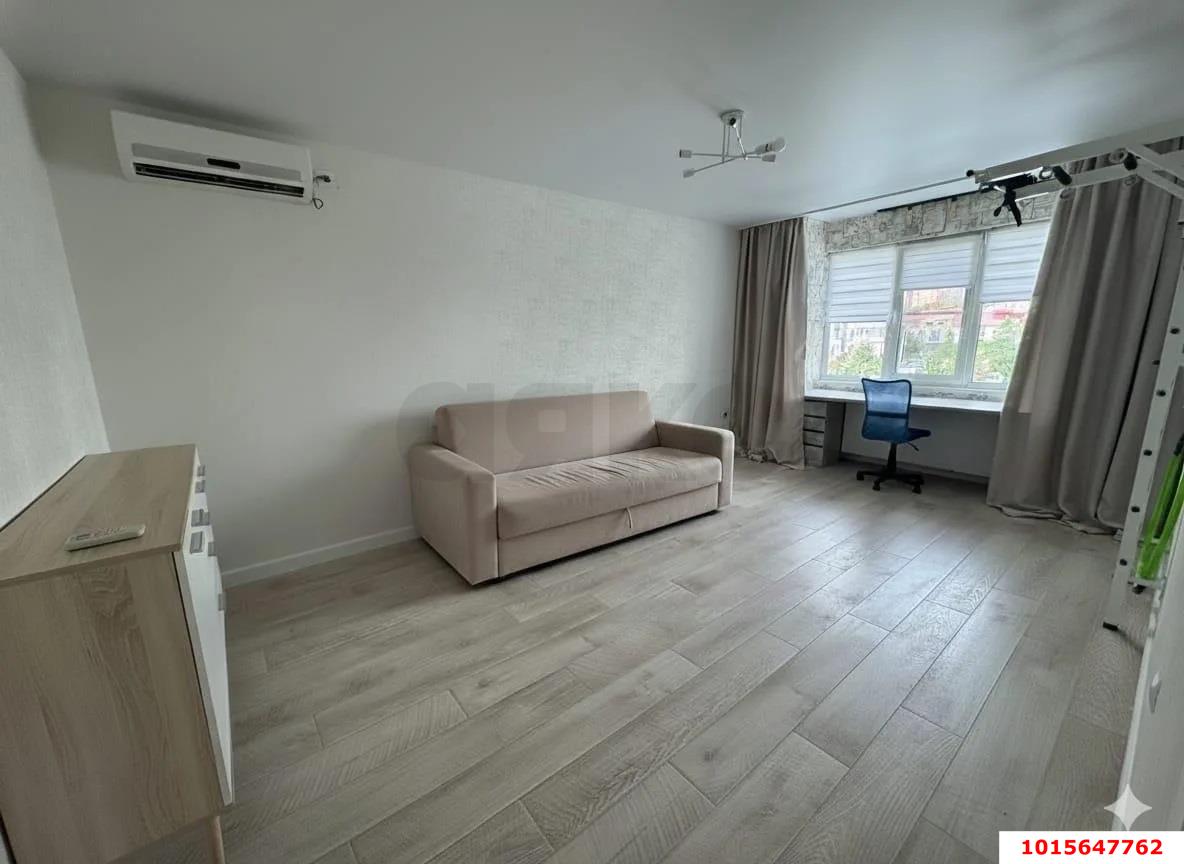 Фото №2: 2-комнатная квартира 62 м² - Краснодар, Восточно-Кругликовский, ул. Черкасская, 72