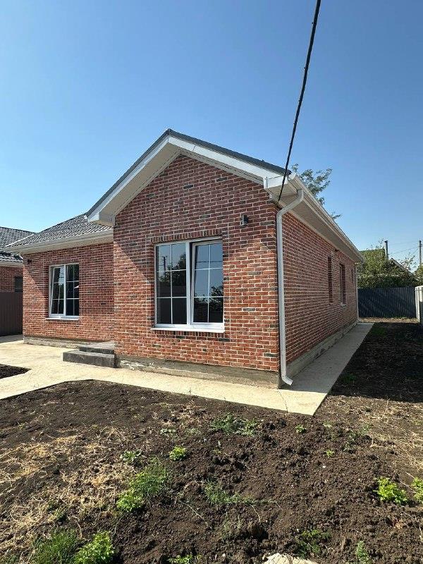 Фото №1: Дом 96 м² + 4.26 сот. - Елизаветинская, Прикубанский внутригородской округ, ст Кубань-2, ул. Светлая, 7