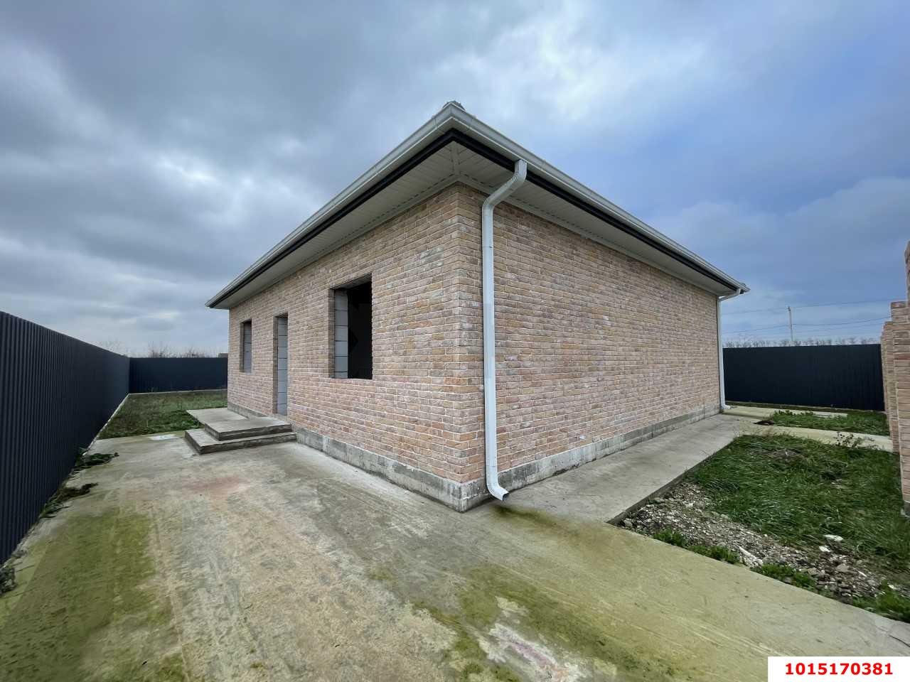 Фото №2: Дом 107 м² + 4 сот. - Старокорсунская, Карасунский внутригородской округ, ул. Новосеверная, 3/1Б