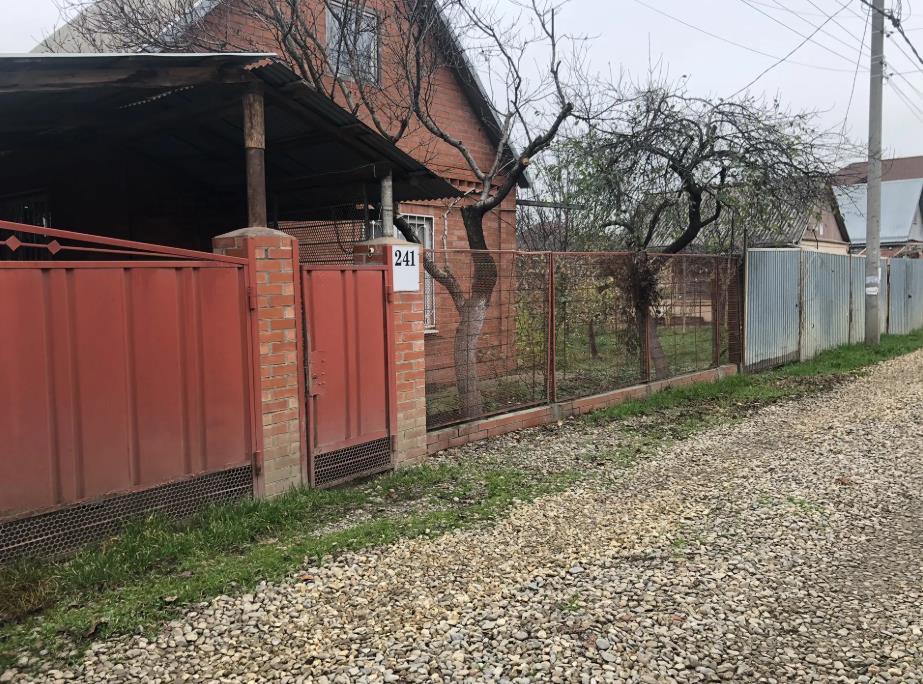 Фото №2: Земельный участок 11.5 сот. - Краснодар, Прикубанский внутригородской округ, Сады Калинина, ст Лесник, ул. Сиреневая, 241