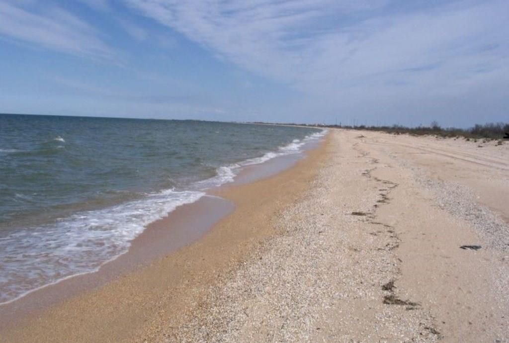 Фото №1: Земельный участок 5.5 сот. - Голубицкая, пер. Азовский, 2