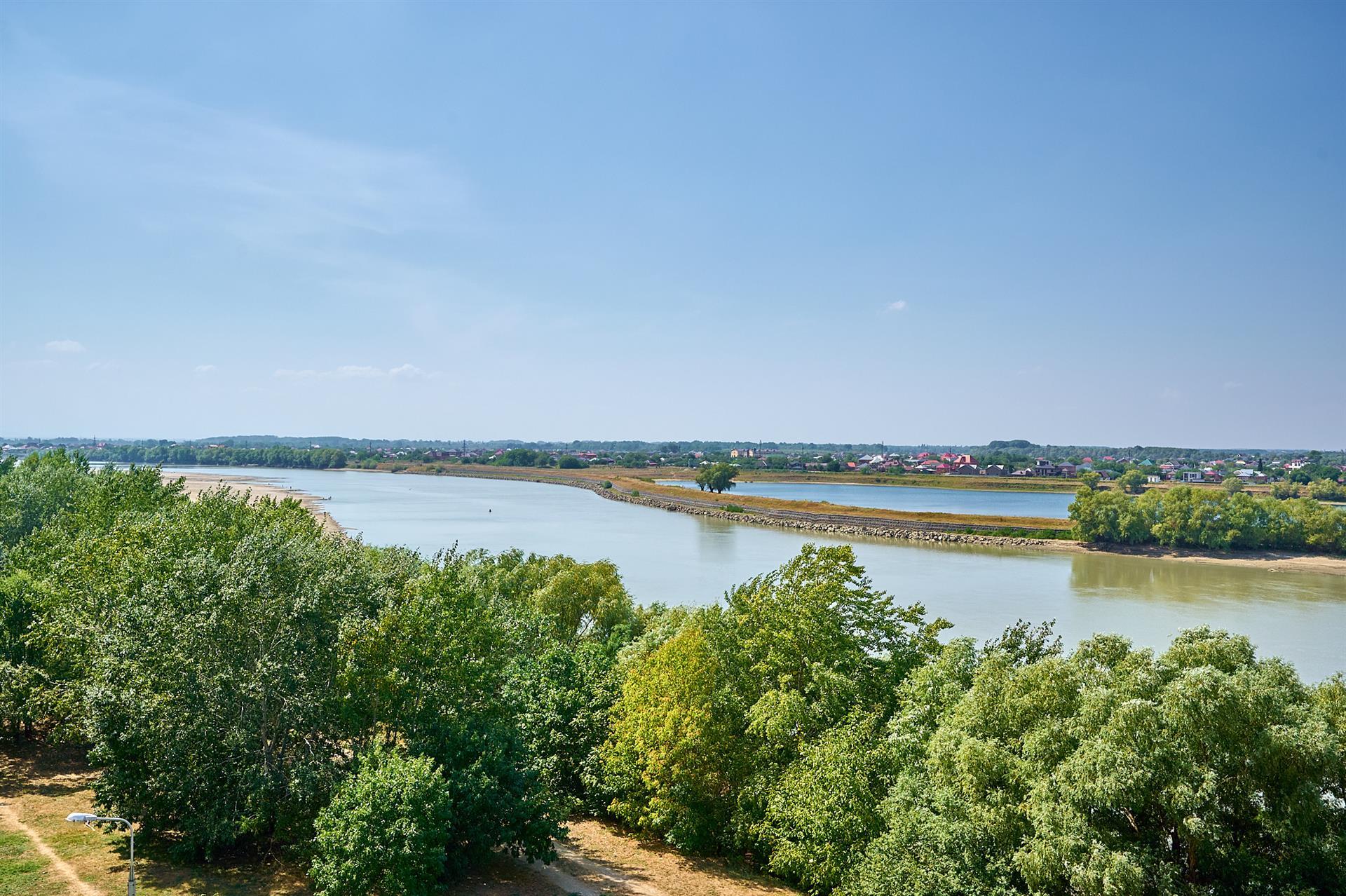 Фото №6: 1-комнатная квартира 45 м² - Краснодар, Западный внутригородской округ, мкр. Юбилейный, ул. Рождественская набережная, 33