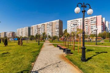 Фото №1: 1-комнатная квартира 45 м² - Краснодар, мкр. Юбилейный, ул. Рождественская набережная, 33