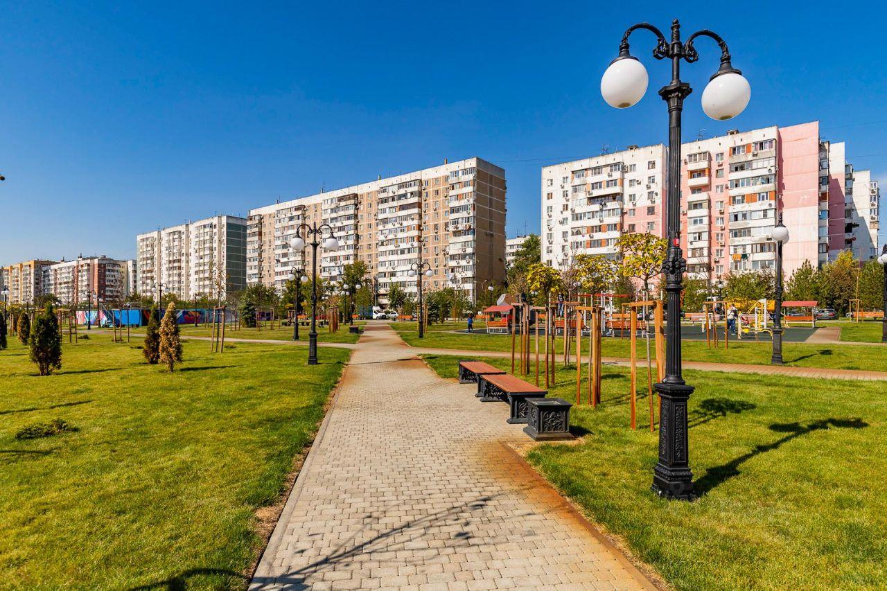 Фото №1: 1-комнатная квартира 45 м² - Краснодар, Западный внутригородской округ, мкр. Юбилейный, ул. Рождественская набережная, 33