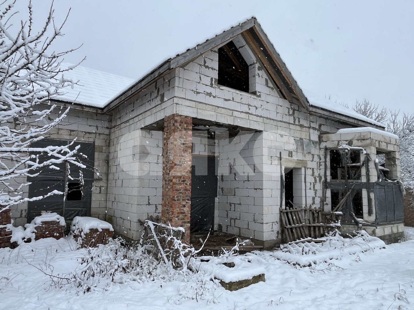 Фото №3: Дом 200 м² + 6.5 сот. - Армавир, СНТ Урупское, пр-д 5-й Декоративный, 16