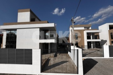 Фото №2: Дом 221 м² - Геленджик, мкр. Голубая Бухта, ул. Пограничная, 48