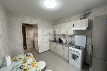 Фото №2: 1-комнатная квартира 32 м² - Мариуполь, мкр. Западный, ул. 50 лет СССР, 16