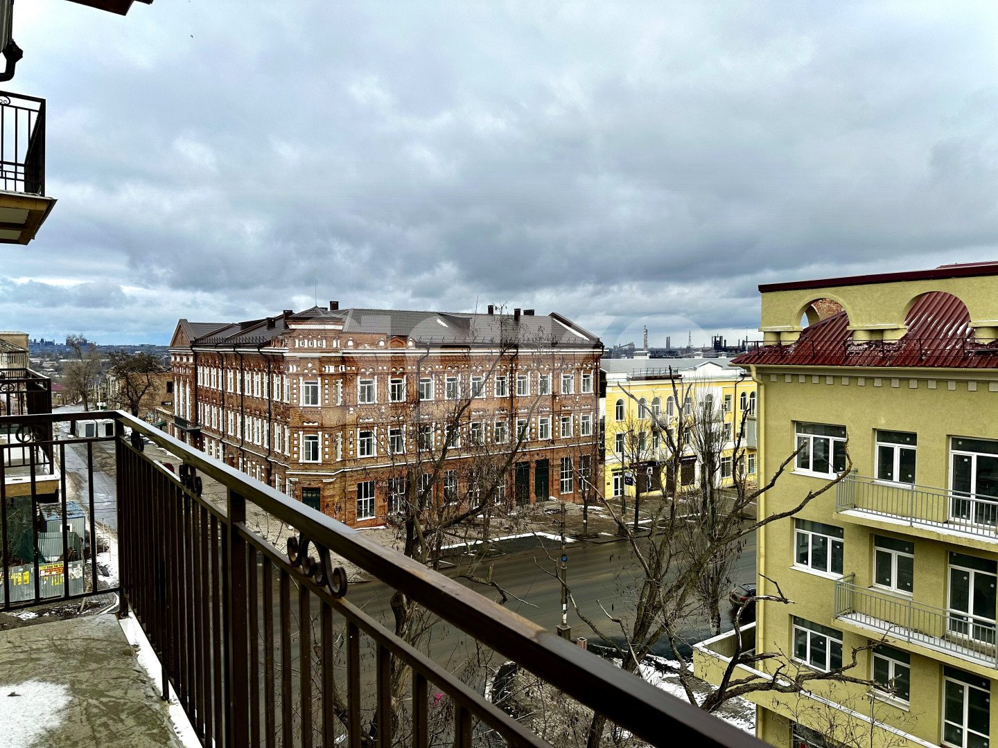 Фото №1: 3-комнатная квартира 87 м² - Мариуполь, Жовтневый, пр-кт Ленина, 24