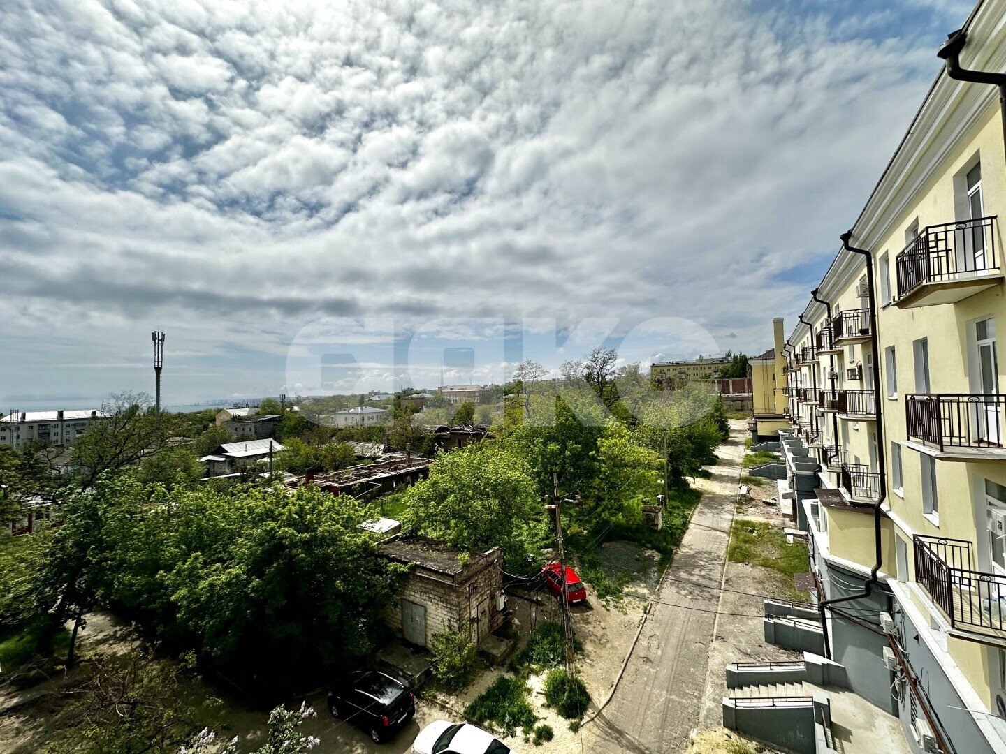 Фото №2: 3-комнатная квартира 87 м² - Мариуполь, р. Жовтневый, пр-кт Ленина, 24
