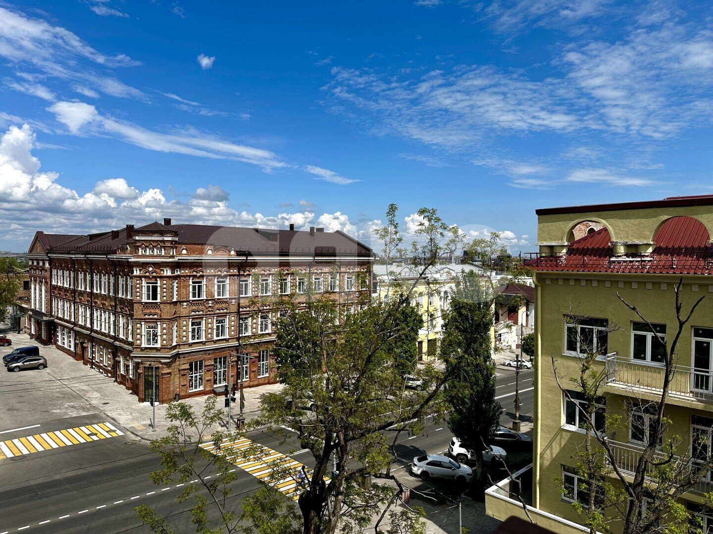 Фото №1: 3-комнатная квартира 87 м² - Мариуполь, р. Жовтневый, пр-кт Ленина, 24