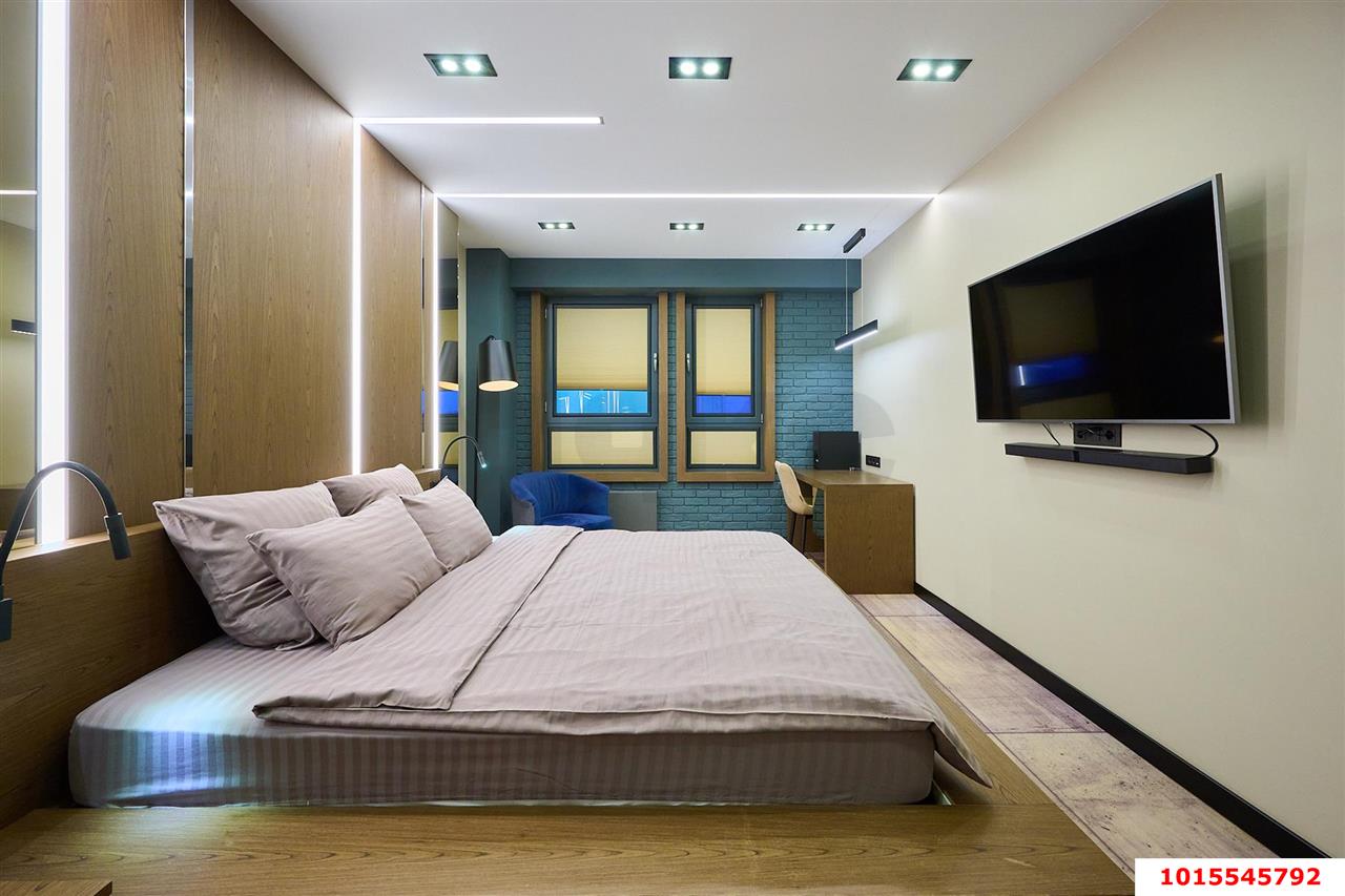 Фото №2: 1-комнатная квартира 55 м² - Краснодар, Центральный, ул. Будённого, 129