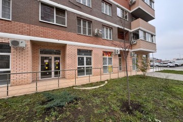 Фото №4: Торговое помещение 62 м² - Российский, мкр. Прикубанский внутригородской округ, ул. Тепличная