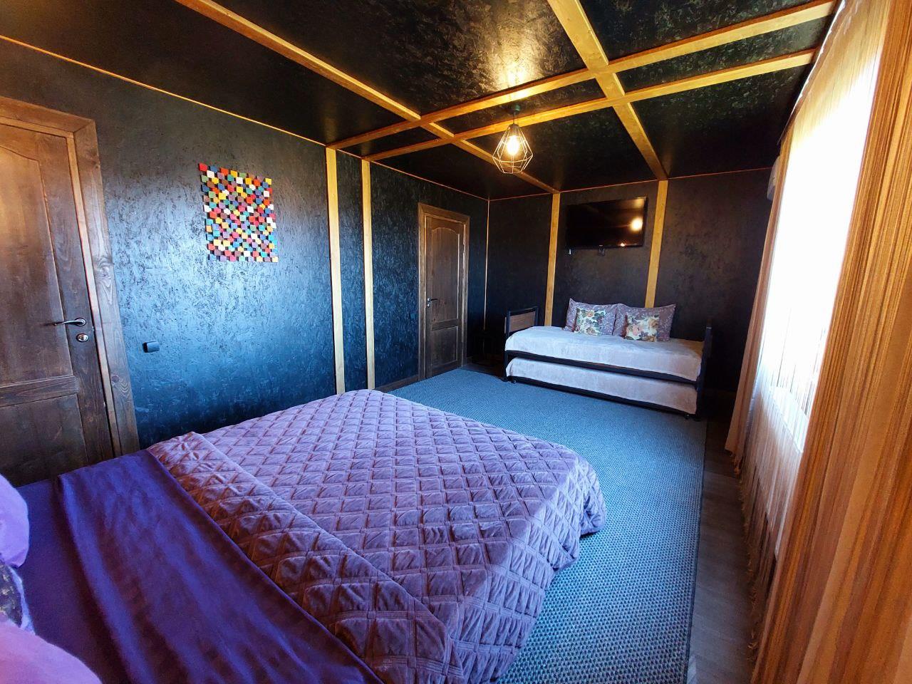 Фото №7: Коммерция 90 м² - Новотитаровская, ул. Суворова, 7