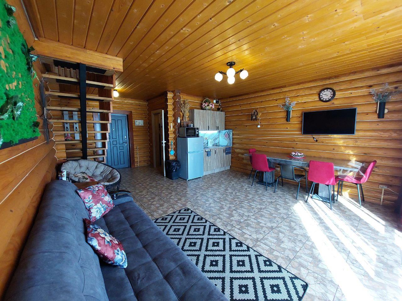 Фото №5: Коммерция 90 м² - Новотитаровская, ул. Суворова, 7