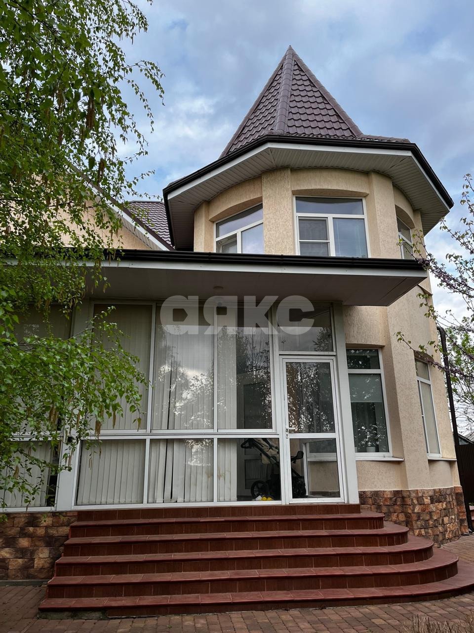 Фото №2: Дом 313 м² + 23 сот. - Ленина, ул. Онучкина