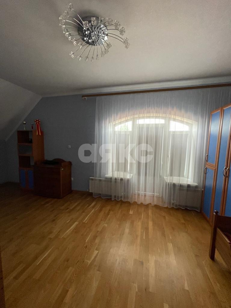 Фото №12: Дом 313 м² + 23 сот. - Ленина, ул. Онучкина