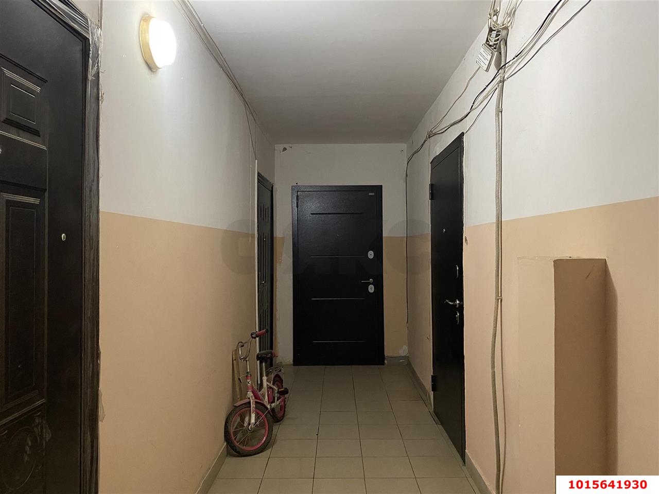 Фото №7: 1-комнатная квартира 35 м² - Краснодар, Прикубанский внутригородской округ, Завод Радиоизмерительных Приборов, мкр. Музыкальный, ул. имени Сергея Есенина, 115