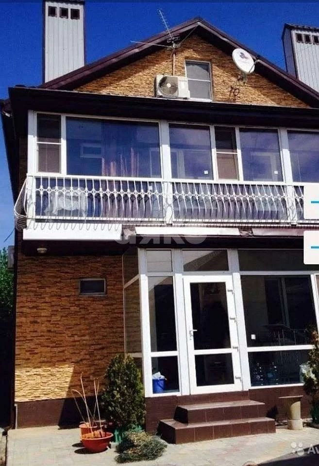 Фото №2: Дом 270 м² + 3 сот. - Ростов-на-Дону, Чкаловский, ул. Татарская