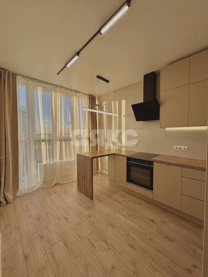 Фото №1: 1-комнатная квартира 34 м² - Ростов-на-Дону, Западный, ул. Привокзальная площадь, 3