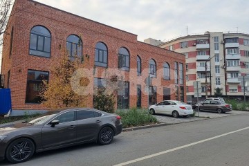 Фото №1: Коммерция 520 м² - Ростов-на-Дону, мкр. Нахичевань, ул. 39-я Линия, 90/75