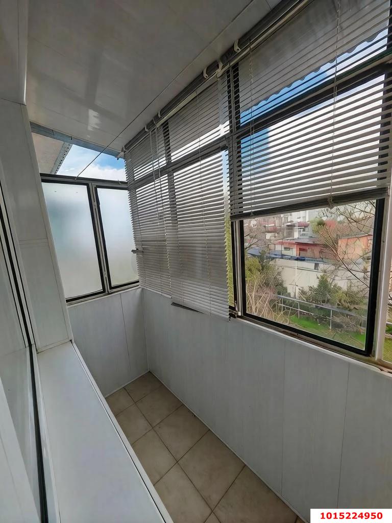Фото №3: 3-комнатная квартира <span class="whitespace-nowrap">54 м²</span>, <span class="whitespace-nowrap">5/5 эт.</span> - Краснодар, Карасунский внутригородской округ, ж/м Пашковский, ул. 1 Мая, 67