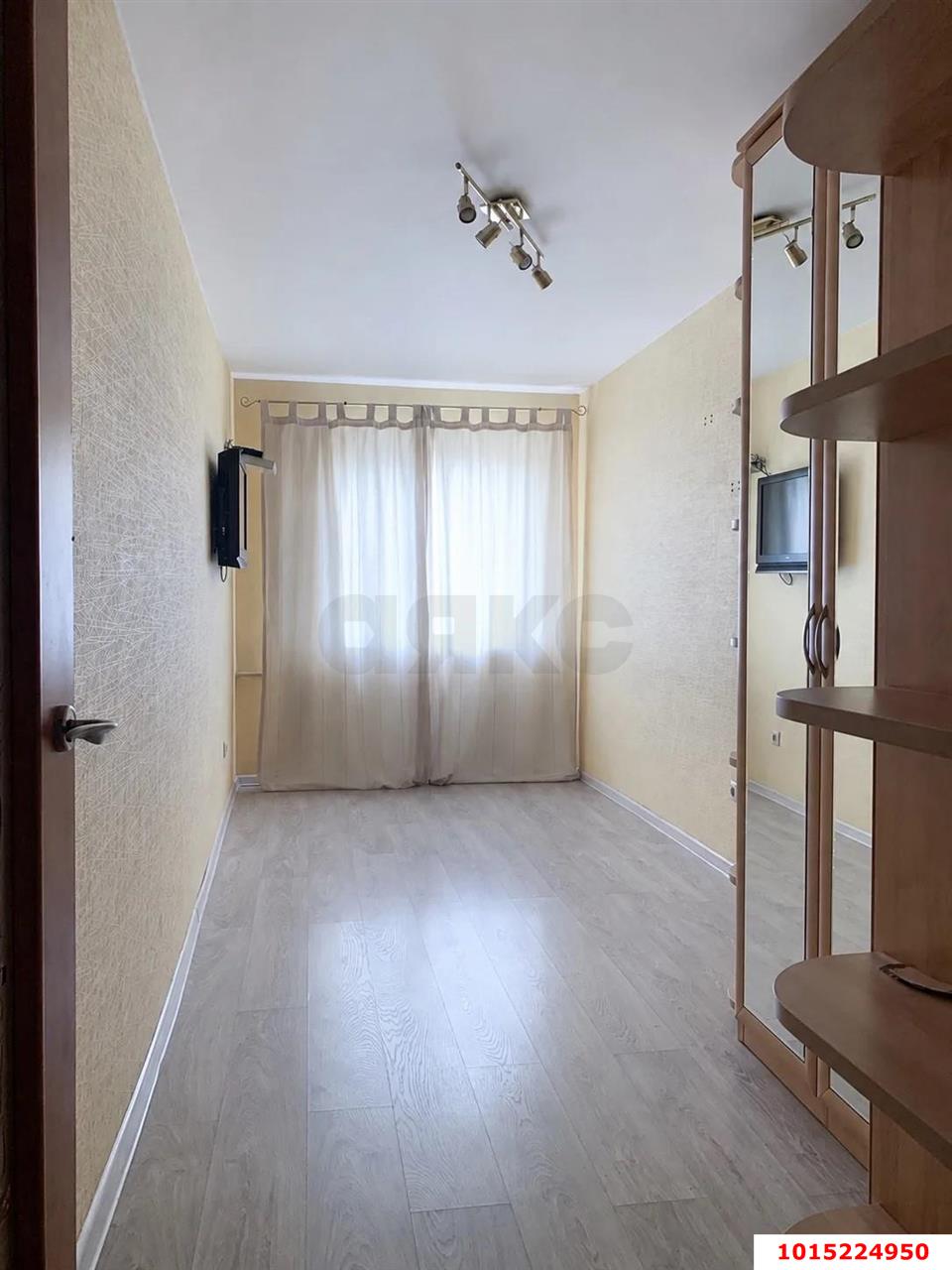 Фото №4: 3-комнатная квартира <span class="whitespace-nowrap">54 м²</span>, <span class="whitespace-nowrap">5/5 эт.</span> - Краснодар, Карасунский внутригородской округ, ж/м Пашковский, ул. 1 Мая, 67
