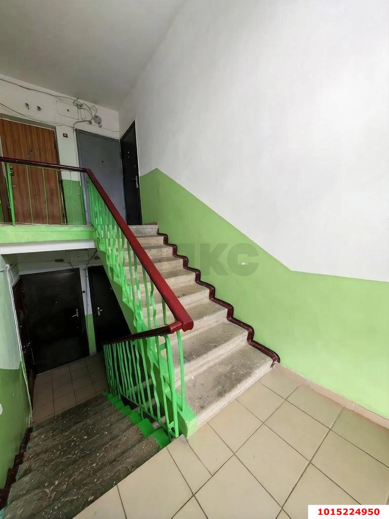 Фото №13: 3-комнатная квартира <span class="whitespace-nowrap">54 м²</span>, <span class="whitespace-nowrap">5/5 эт.</span> - Краснодар, Карасунский внутригородской округ, ж/м Пашковский, ул. 1 Мая, 67
