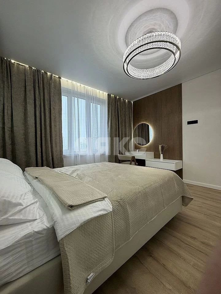 Фото №1: 3-комнатная квартира 75 м² - Ростов-на-Дону, жилой комплекс Английский Квартал, ул. Ерёменко, 90/27