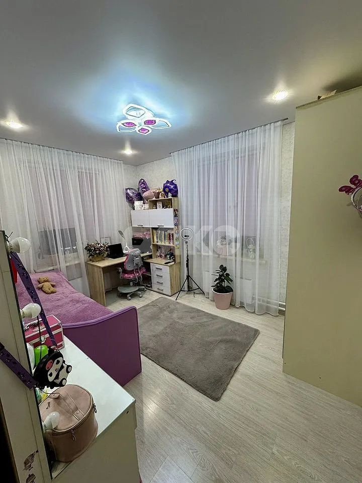 Фото №1: 2-комнатная квартира 48 м² - Ростов-на-Дону, жилой комплекс Английский Квартал, ул. Ерёменко, 96