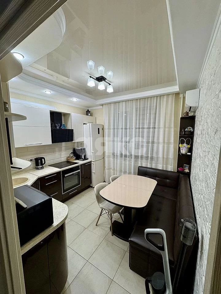 Фото №5: 2-комнатная квартира 48 м² - Ростов-на-Дону, жилой комплекс Английский Квартал, ул. Ерёменко, 96