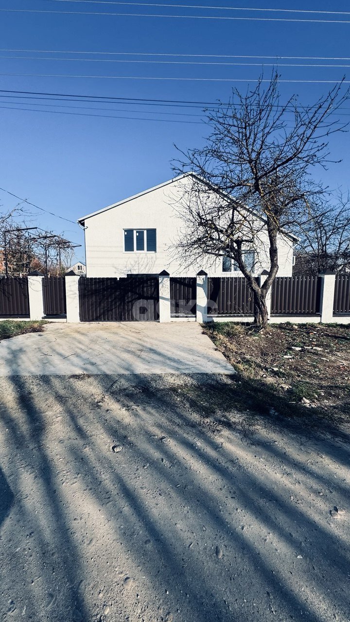 Фото №1: Дом 303 м² + 10 сот. - Кореновск, ул. Хижняка