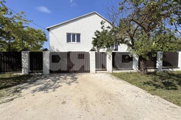 Фото №1: Дом 303 м² - Кореновск, ул. Ростовская, 27