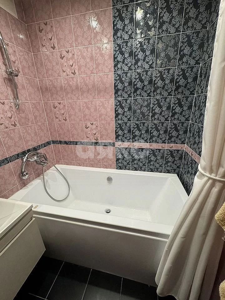 Фото №13: 4-комнатная квартира 80 м² - Ростов-на-Дону, 16-й, ул. Извилистая, 10Б