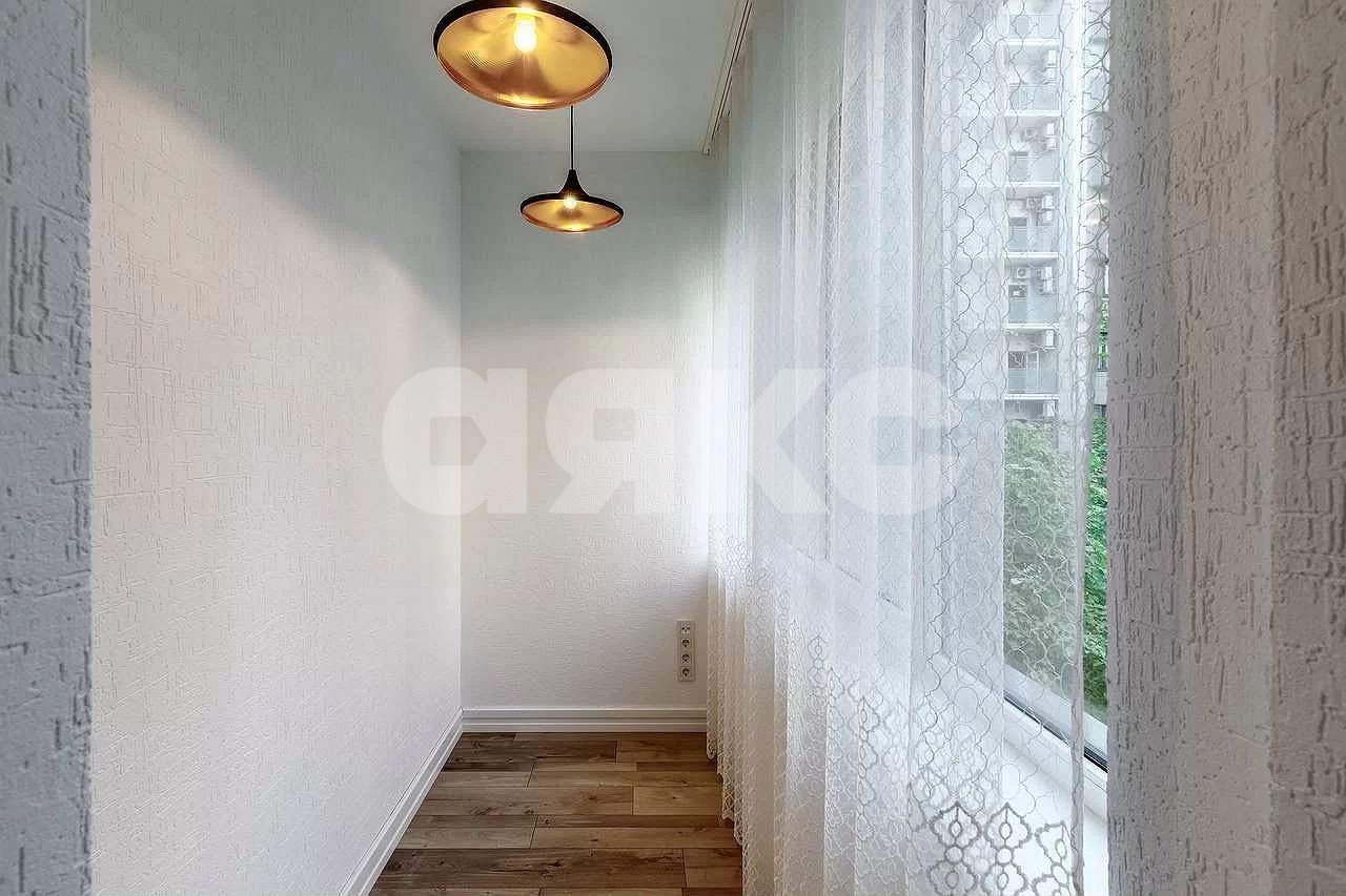 Фото №18: 4-комнатная квартира 190 м² - Ростов-на-Дону, Ленинский, пр-кт Будённовский, 2А/23Б