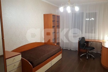 Фото №3: 3-комнатная квартира 95 м² - Ростов-на-Дону, мкр. 2-й, ул. Малиновского, 66/1