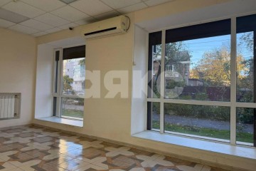 Фото №4: Коммерция 54 м² - Ростов-на-Дону, р. Октябрьский, пер. Семашко, 99