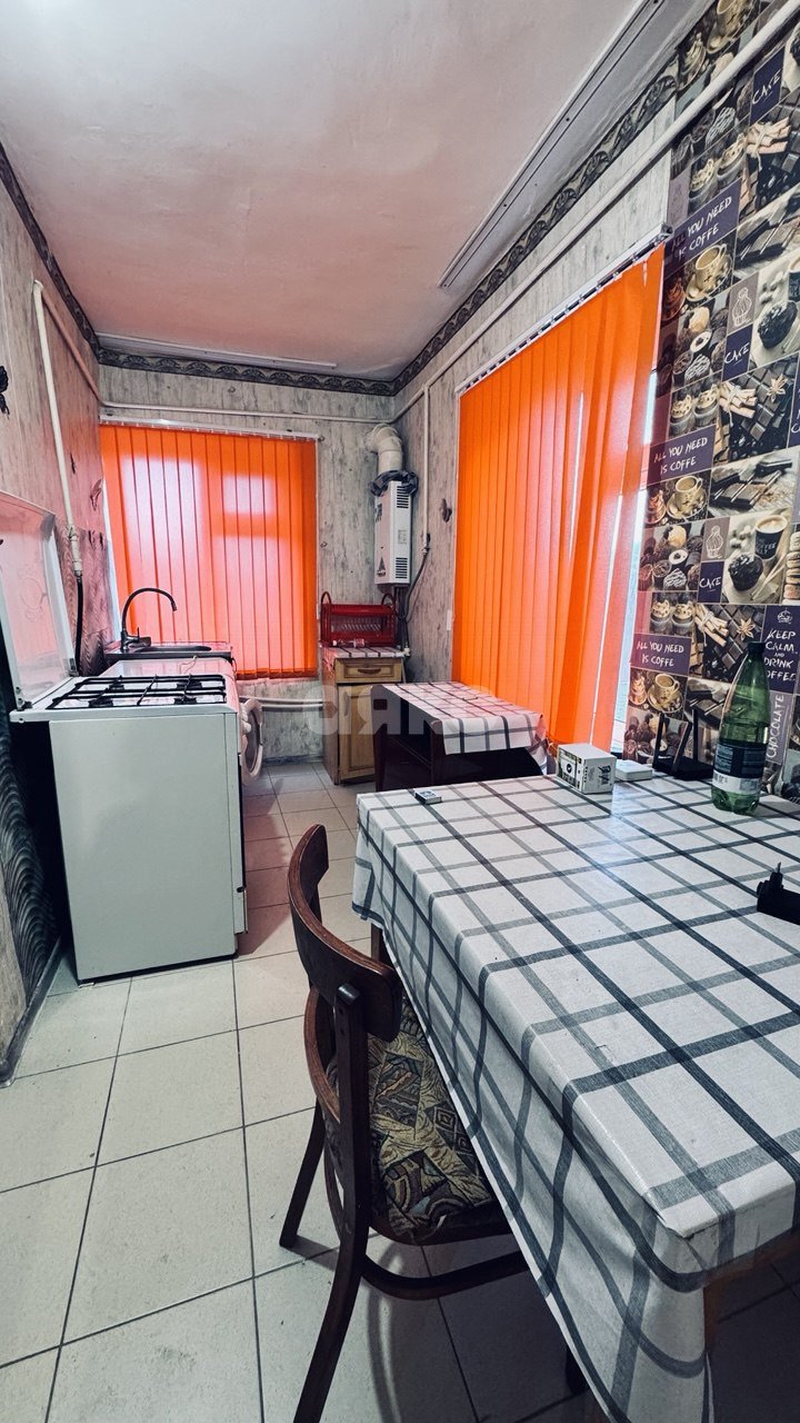 Фото №1: 2-комнатная квартира 51 м² - Кореновск, ул. Коммунистическая, 11