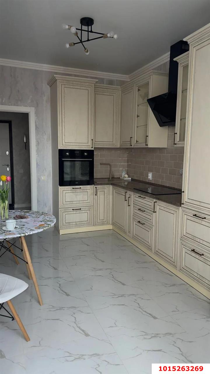 Фото №1: 1-комнатная квартира 37 м² - Краснодар, имени Петра Метальникова, ул. Тополиная, 40/1